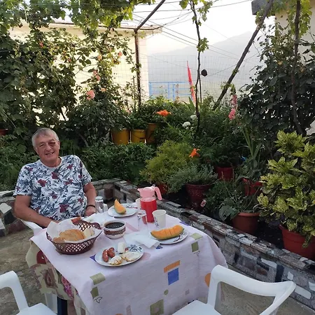 Rondo * Gjirokastër